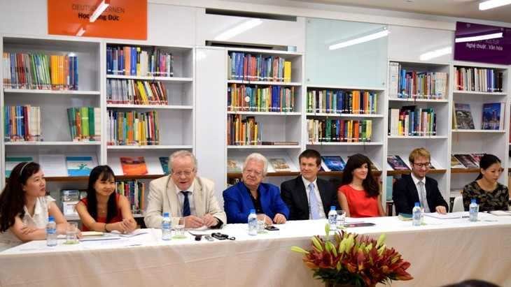 The press conference in Hanoi on October 26