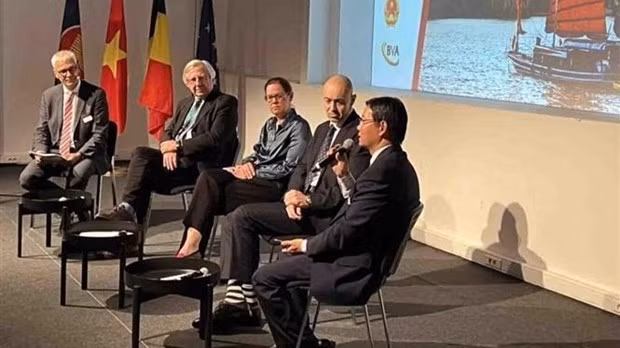 Participants at the forum (Photo: VNA) 