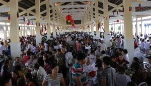 Cao Dai followers in Tay Ninh (btgcp.gov.vn)
