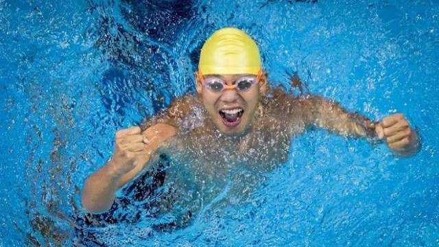 Vietnamese swimmer Vo Thanh Tung secures a silver from the World Para Swimming World Series in Singapore on Sunday. (Photo: zing.vn)