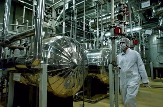  Iran transfers uranium compound to Fordow nuclear facility