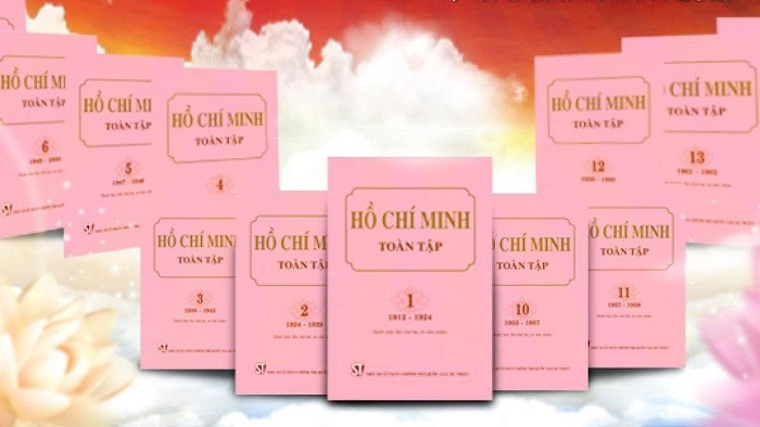 The Ho Chi Minh Complete Collection book series. (Photo by the Truth National Political Publishing House)