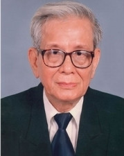 Late journalist Huu Tho