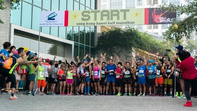 The annual half marathon Red River Run aims to call for action to protect the wildlife. (Photo: Trung Hung)