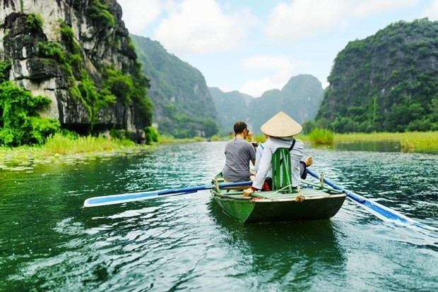 Tourists visit Tam Coc - Bich Dong in Ninh Binh (Photo: VNA)