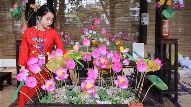 Paper lotus will be displayed at the exhibition. (Image for illustration/Source: VNA)