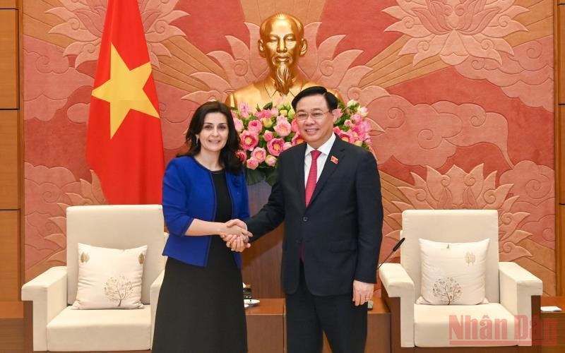 NA Chairman Vuong Dinh Hue receives Bulgarian Ambassador Marinela Petkova. (Photo: NDO/Duy Linh)