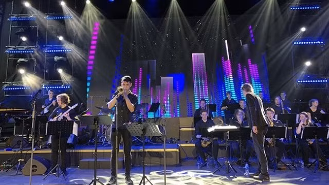 A performance at the opening ceremony (Photo: hanoimoi.com.vn)