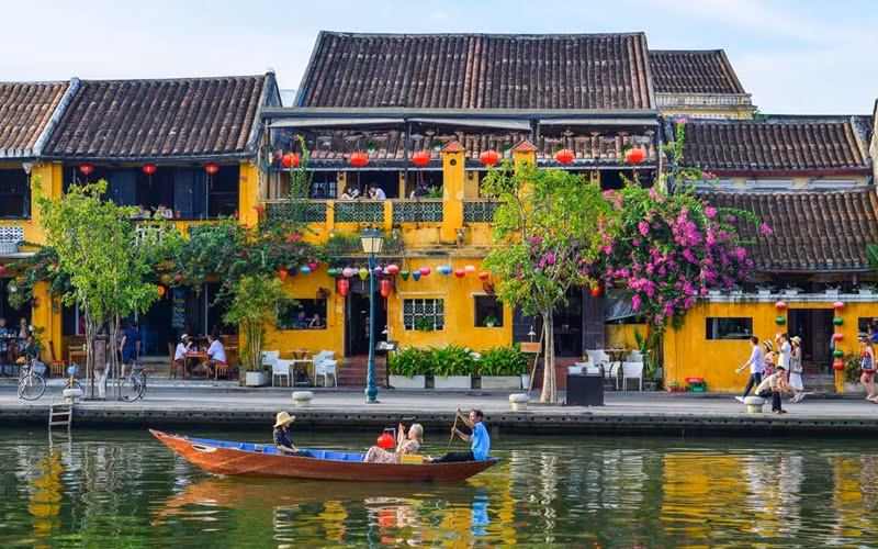 Hoi An is an ideal city for solo travel. (Photo: CTV)