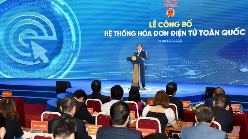 An overview of the launch ceremony.