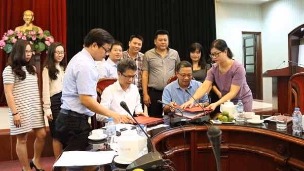 Hanoi Promotion Agency has expanded their cooperation with press agencies, including Nhan Dan Online Newspaper.