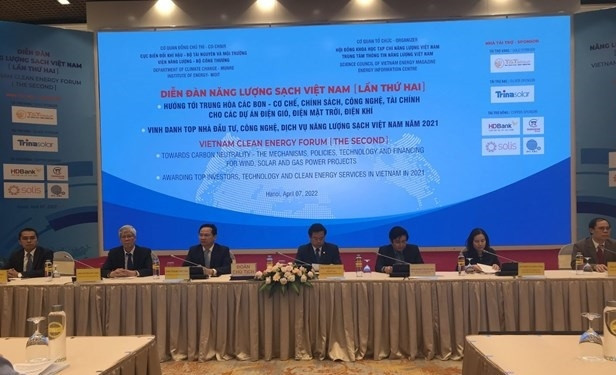 Delegates participaing in the second Vietnam Clean Energy Forum. (Photo: VNA)