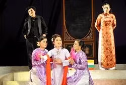 A scene from the play Quan Lon Ve Lang (Great Mandarin Comes to the Village), which will be performed by the Ha Noi Cheo