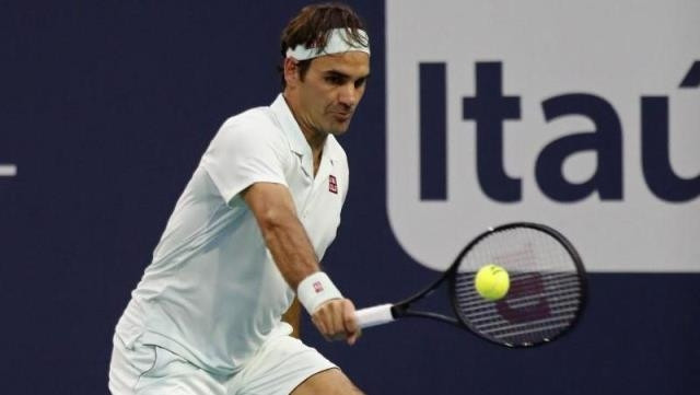 Roger Federer hits a backhand against Radu Albot (not pictured) in the second round of the Miami Open at Miami Open Tennis Complex, Miami Gardens, FL, USA, Mar 23, 2019. (Photo: USA TODAY Sports)
