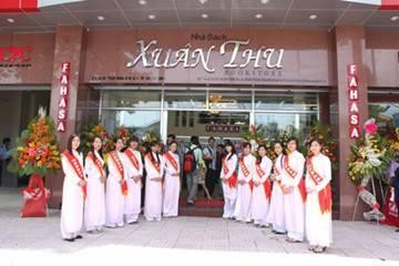 Vietnam’s largest foreign language bookstore opens