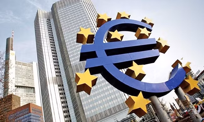 Eurozone finance ministers said the progress in the development of efficient vaccines and a high vaccination rate are crucial for overcoming the pandemic.