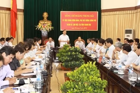 Deputy PM Hai meets with Thanh Hoa province's leaders (Photo: chinhphu.vn)