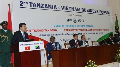 President Truong Tan Sang speaking at the Tanzania-Vietnam business forum