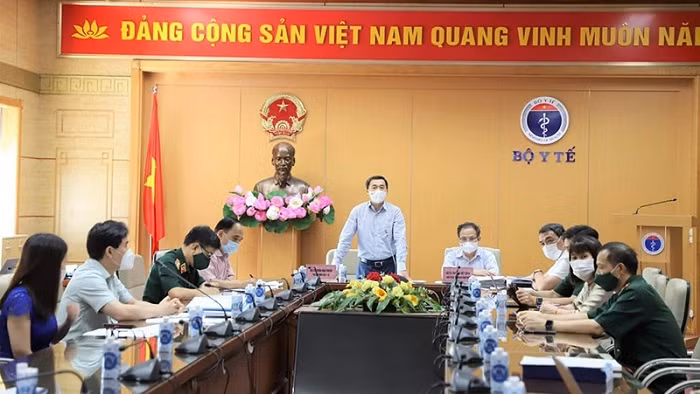  Deputy Health Minister Tran Van Thuan speaking at the event (Photo: NDO/Lam Ngoc)