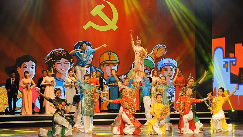 Proud of the glorious and comprehensively strong Party 