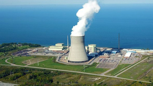 A nuclear power station in the US