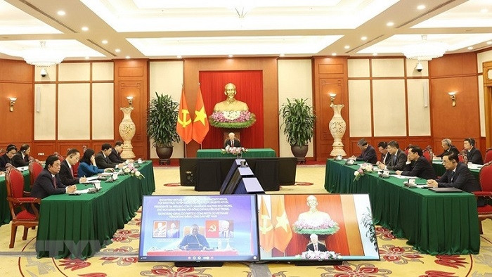 General Secretary of the Communist Party of Vietnam (CPV) Central Committee Nguyen Phu Trong holds online talks with President of the Liberation Front of Mozambique (FRELIMO) and President of the Republic of Mozambique Filipe Jacinto Nyusi. (Photo: VNA)