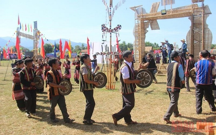 A gong performance at the festival (Photo: NDO/Cat Hung)