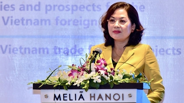 SBV Deputy Governor Nguyen Thi Hong speaking at the forum.