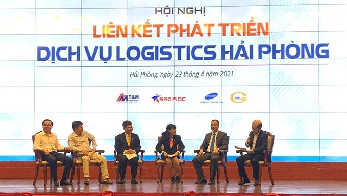 At the conference. (Photo: dangcongsan.vn)