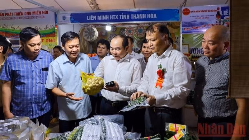 The event features over 250 display booths.