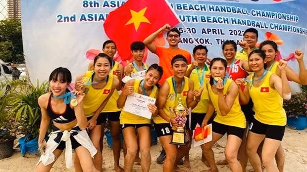 Asian beach handball champions Vietnam will compete in the 2022 World Games in the US. (Photo: sggp.org,vn)