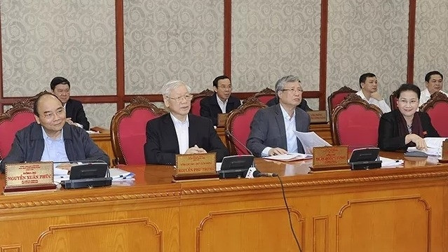 Party General Secretary Nguyen Phu Trong (second from left) addresses the Politburo meeting (Photo: NDO/Dang Khoa)