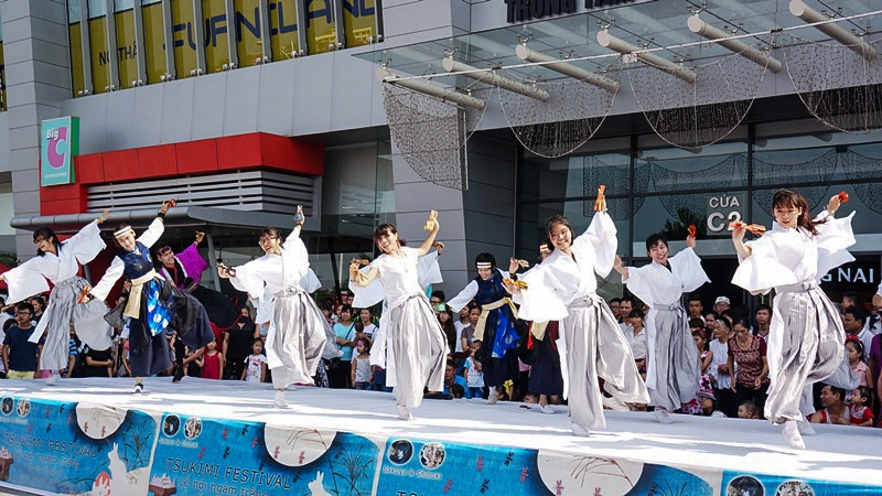 Visitors to this year’s event experienced Japanese culture through music, cosplay, dances, games, and cuisine.