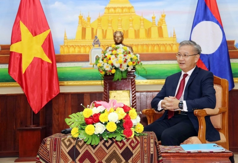 Member of the Lao People’s Revolutionary Party (LPRP) Central Committee and Head of its External Relations Committee Thongsavanh Phomvihane