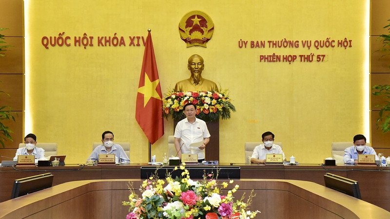 National Assembly Chairman Vuong Dinh Hue speaks at the 57th session of the NA Standing Committee.