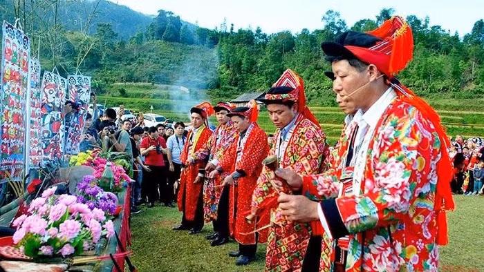 The Ban Vuong worshipping ceremony of the Red Dao ethnic people in Ha Giang province (Photo credit: Trieu Tinh)