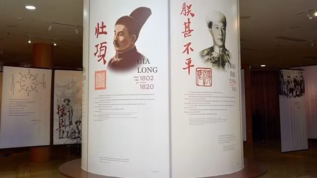 Works on display at the exhibition (Photo: zing.vn)