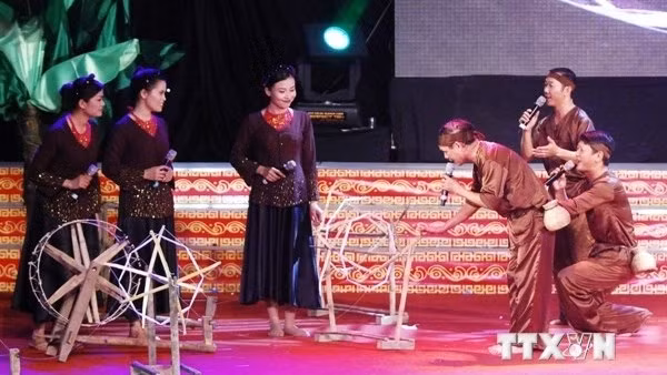 Vi-Giam singing often practiced by locals while working (Source:VNA)