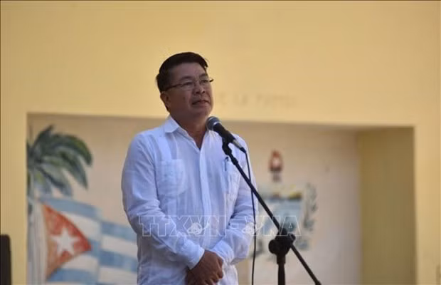 Vietnamese Ambassador to Cuba Le Thanh Tung (Photo: VNA)