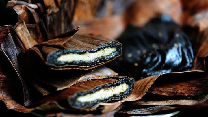 Thorn leaf cake - A rustic cake of Hai Duong
