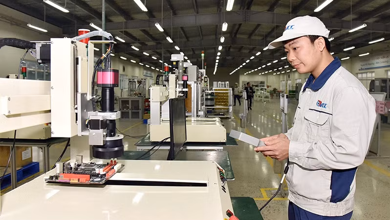 Manufacturing at Viet Competence Company (Photo: Thu Ha)