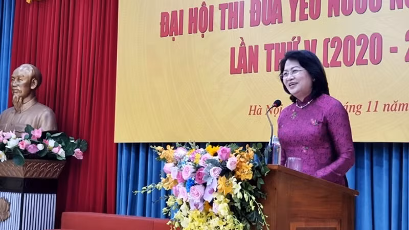 Vice President Dang Thi Ngoc Thinh speaking at the congress (Photo: VOV)