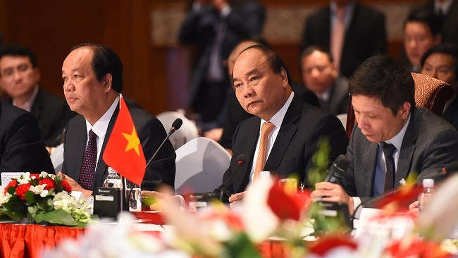 PM Nguyen Xuan Phuc (centre) at the Vietnam-Japan business talk in Hanoi on January 17.
