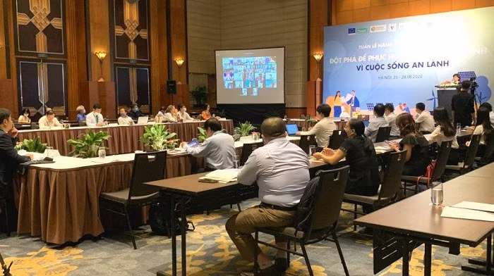 General view of the opening ceremony of the Vietnam Renewable Energy Week 2020. (Photo: MONRE)