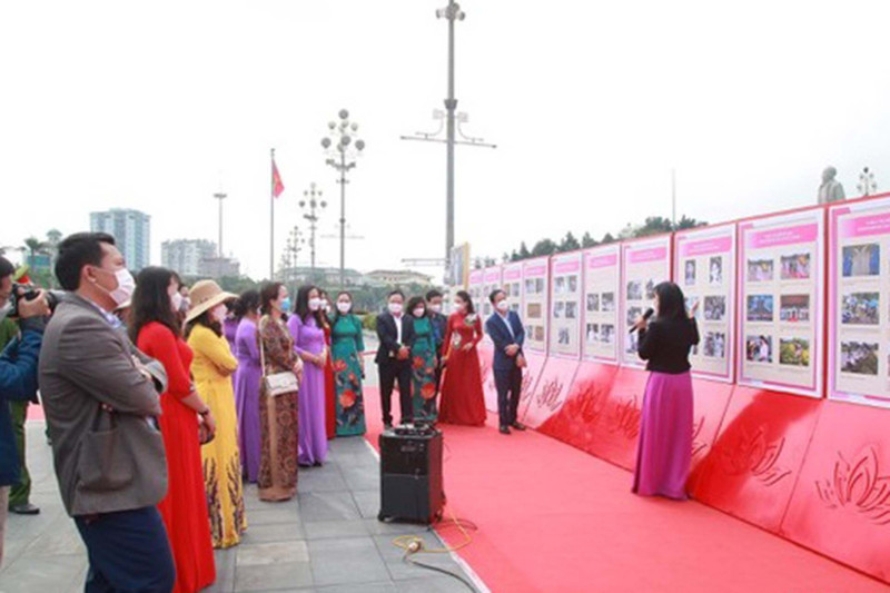 Visitors to the exhibition