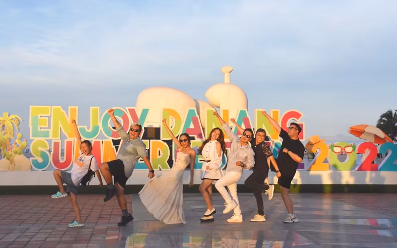 The event held at Bien Dong (East Sea) Park, Son Tra District, Da Nang City.