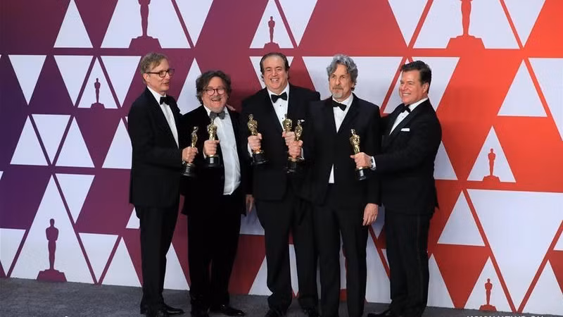 Cast members of the "Green Book" pose for photos after winning the Best Picture award in the press room during the 91st Academy Awards ceremony, or the Oscars, held at the Dolby Theatre in Los Angeles, the United States, on Feb. 24, 2019. (Xinhua/Li Ying)