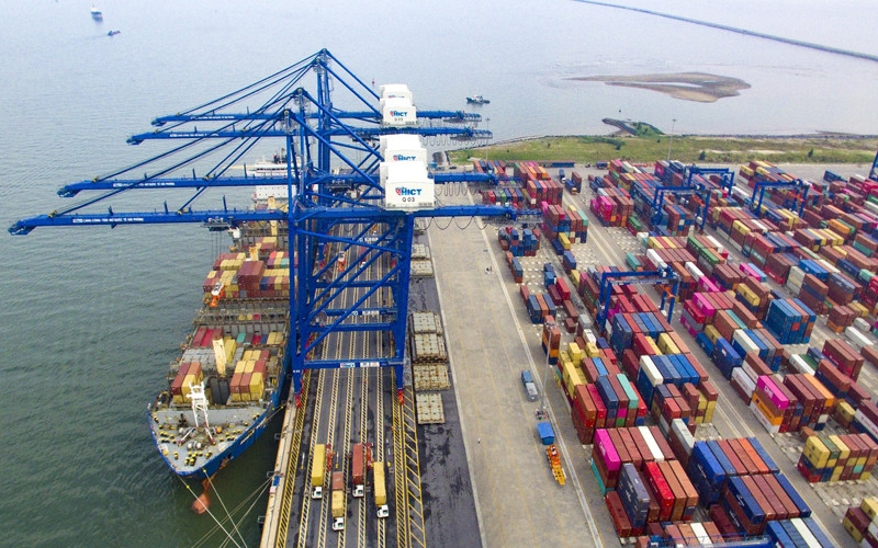 Lach Huyen seaport in Hai Phong