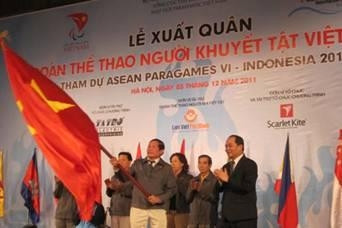 The send-off at the Ho Chi Minh Museum in Hanoi for disabled Vietnamese athletes competing in the sixth ASEAN ParaGames