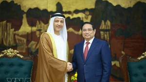 Prime Minister Pham Minh Chinh receives UAE Ambassador to Viet Nam Bader Abdullah Almatrooshi in Ha Noi on March 17, 2026. Photo: VNA
